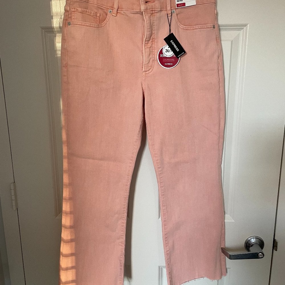 Express High Waisted Denim Cropped Flare Jeans / Size 12 / Pink / New with Tags